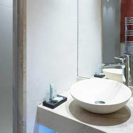 Mgm & Residences - Alexane